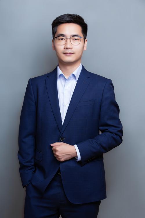 余华琴 联合创始人 & 首席运营官